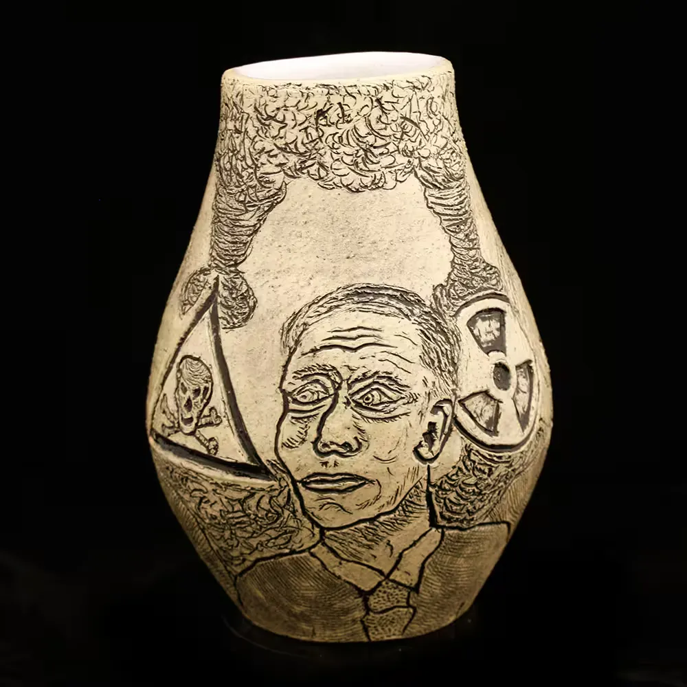 Superpowers - stoneware pot - View 3